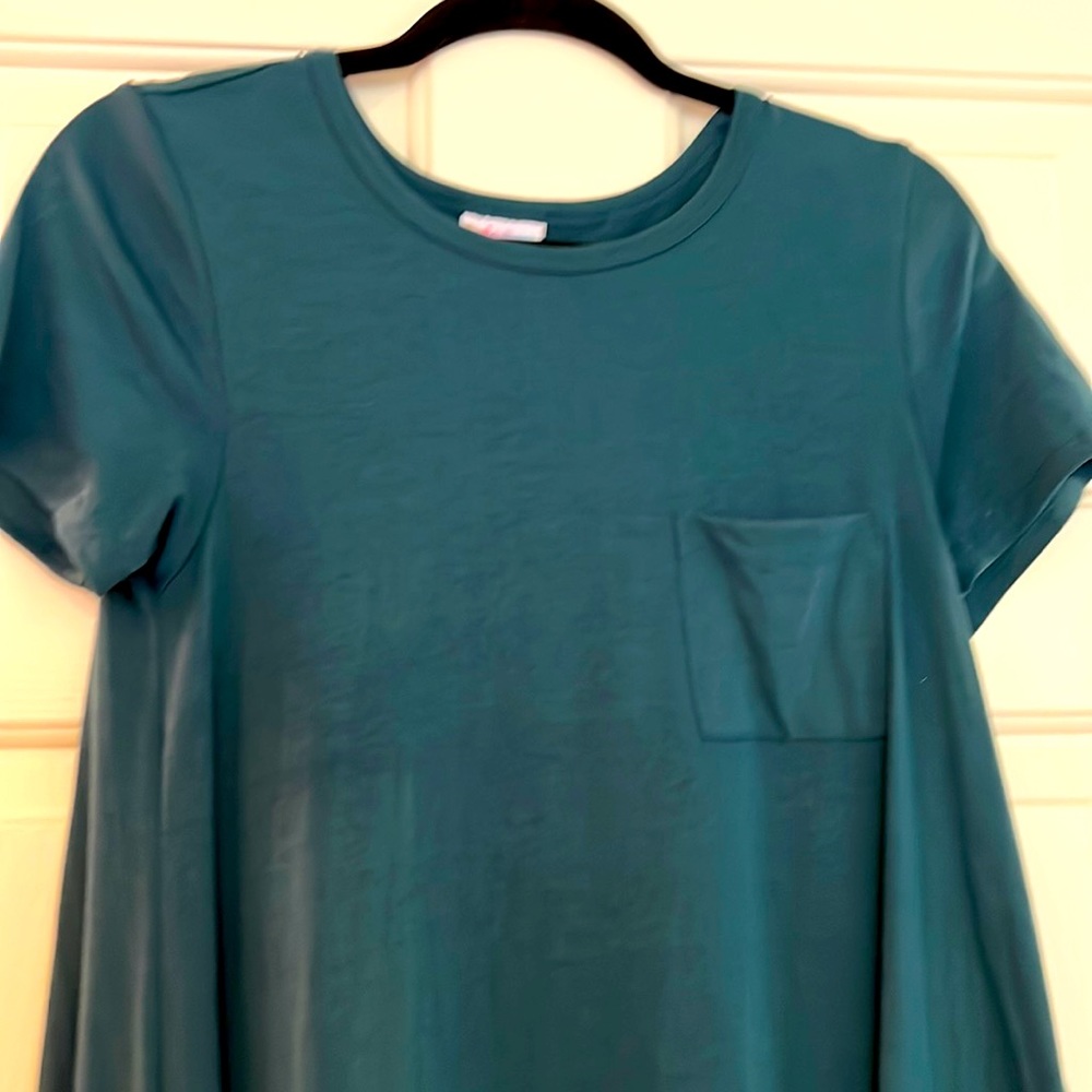 LuLaRoe XS “Dipped” Carly